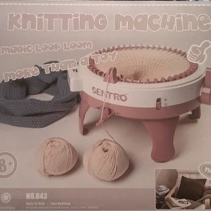 Sentro model 843 knitting machine